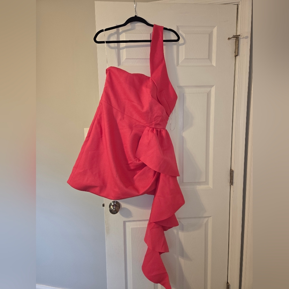 Elliatt One-Shoulder Coral-Pink Cocktail Dress with Cascading Ruffle